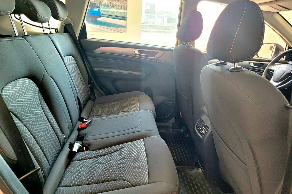 Салон Haval M6