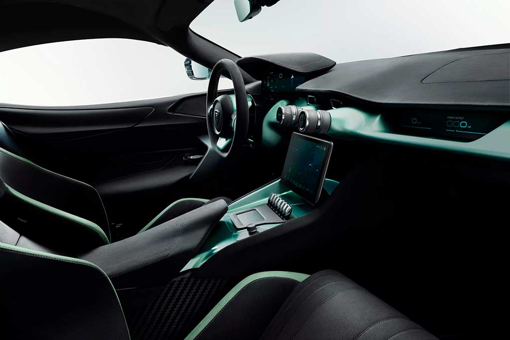 Салон Rimac Nevera R
