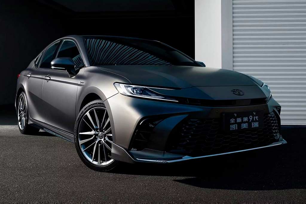 Toyota Camry Glorious Edition