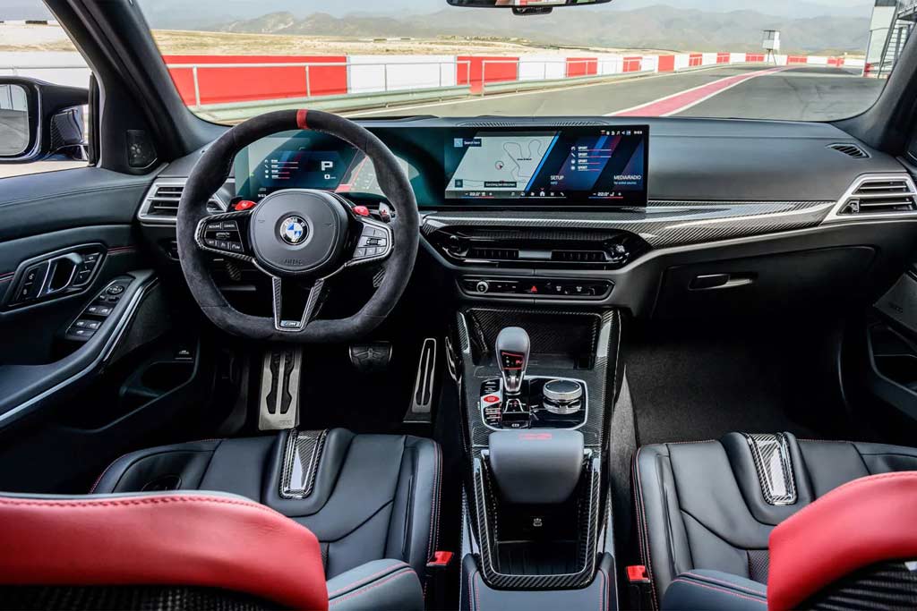 Салон BMW M3 CS Touring