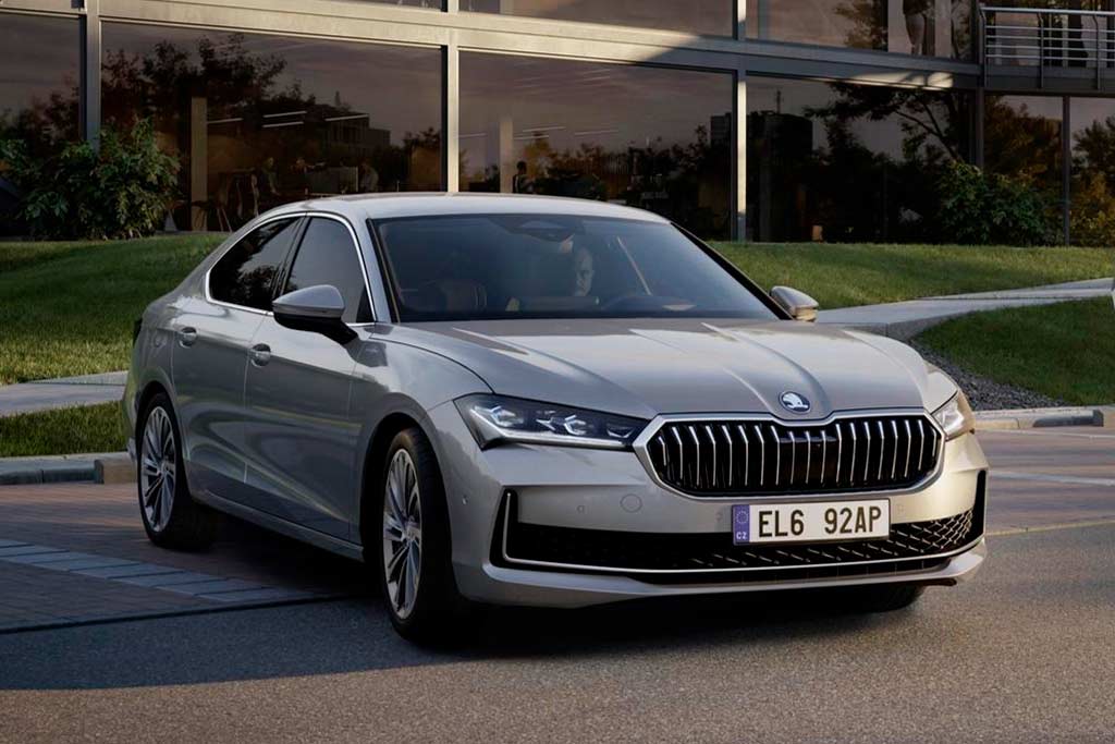 Skoda Superb Hatch iV PHEV