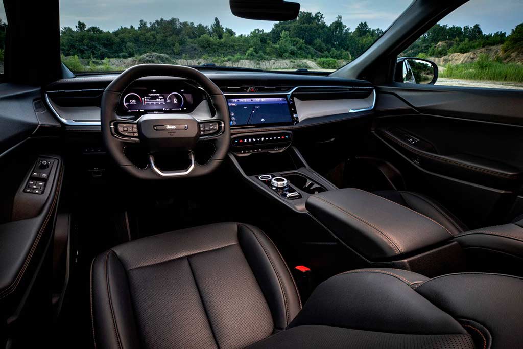 Салон Jeep Cherokee 2026