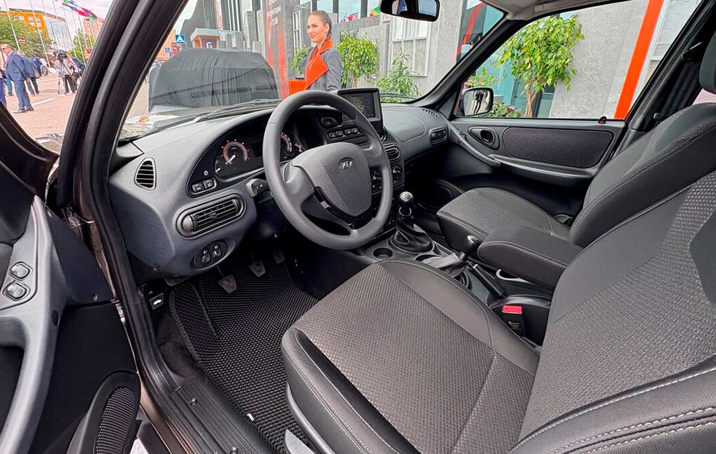 Салон Lada Niva Travel 2026