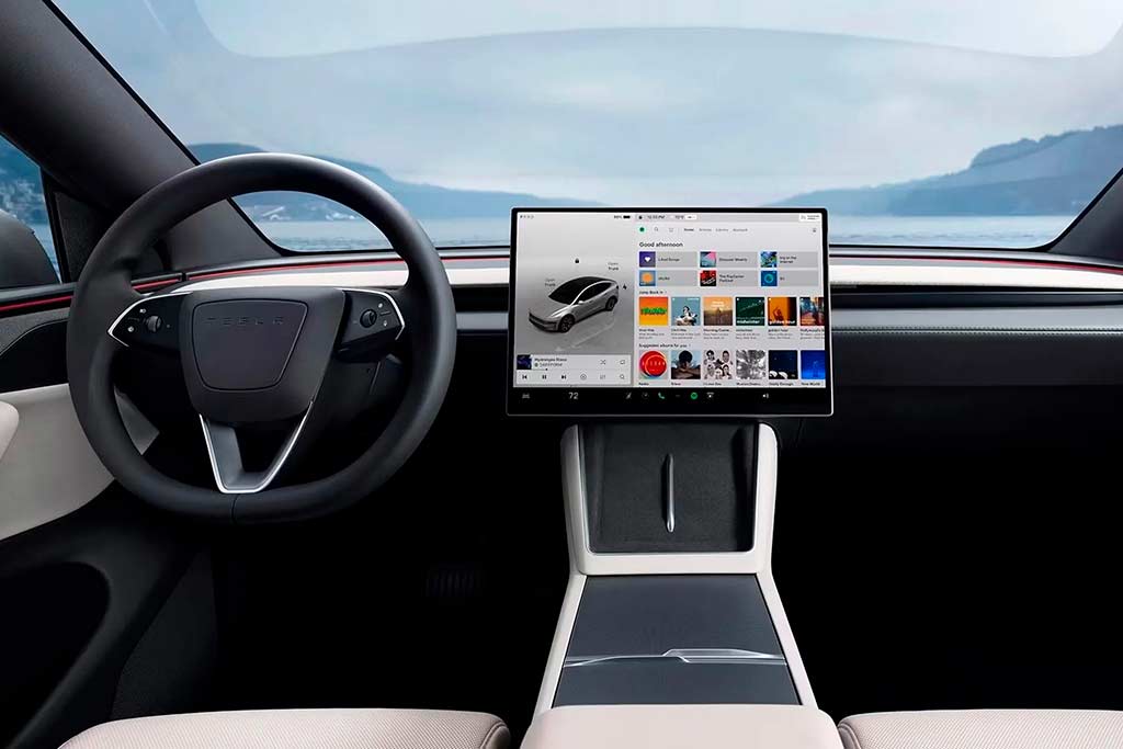 Tesla Model Y L: удлиненная версия кроссовера добралась до США