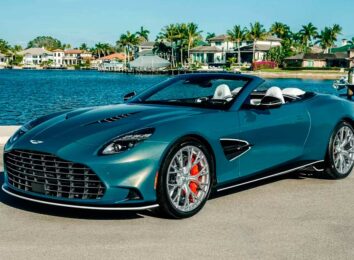 Aston Martin Vanquish Volante Wave Edition