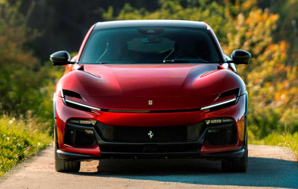 Ferrari Purosangue Handling Special