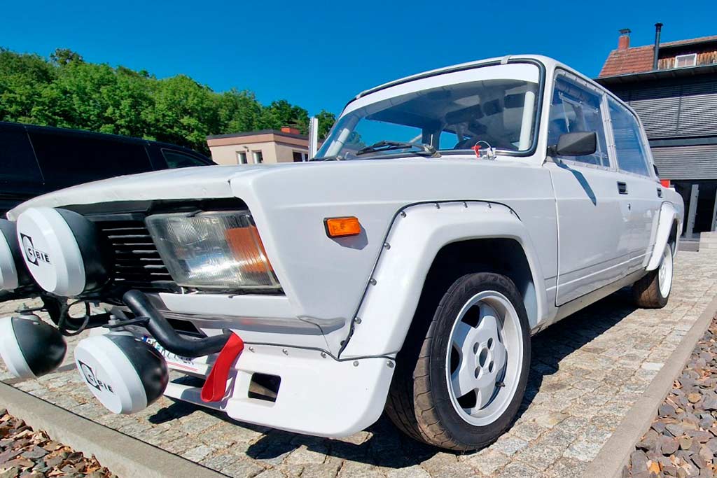 Раллийная Lada 2105 1981 года