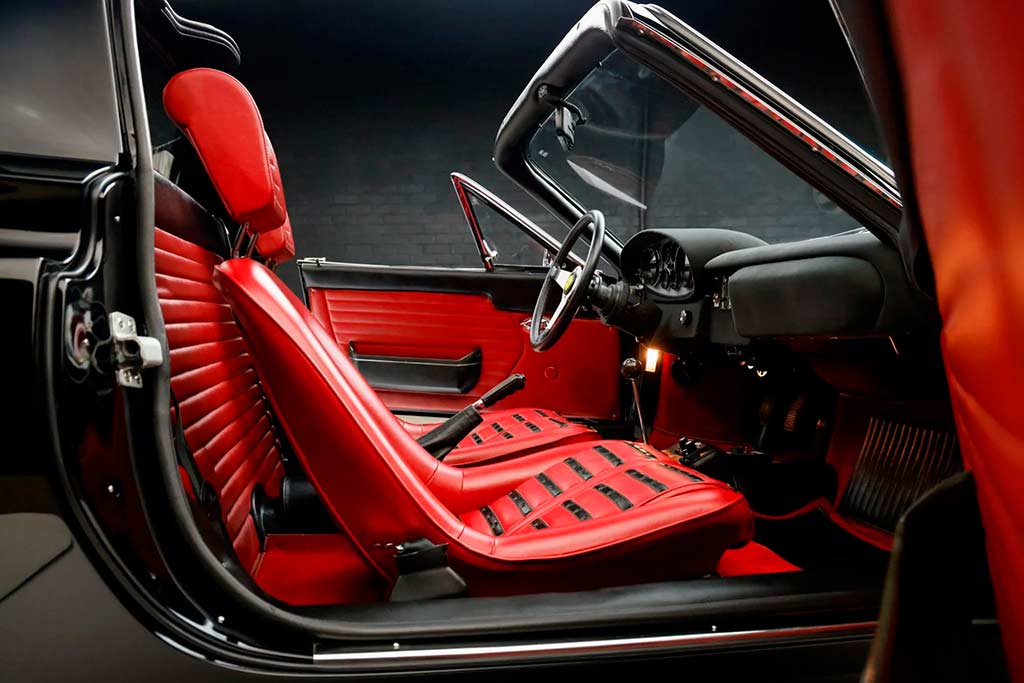 Рестомод Ferrari Dino 1972