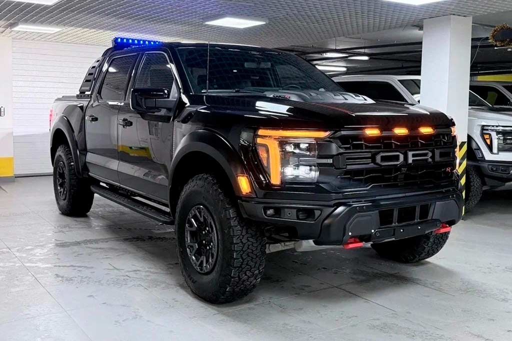 Ford F-150 Raptor R 2025