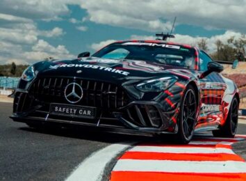 Машина безопасности на базе Mercedes-AMG GT 63 Pro