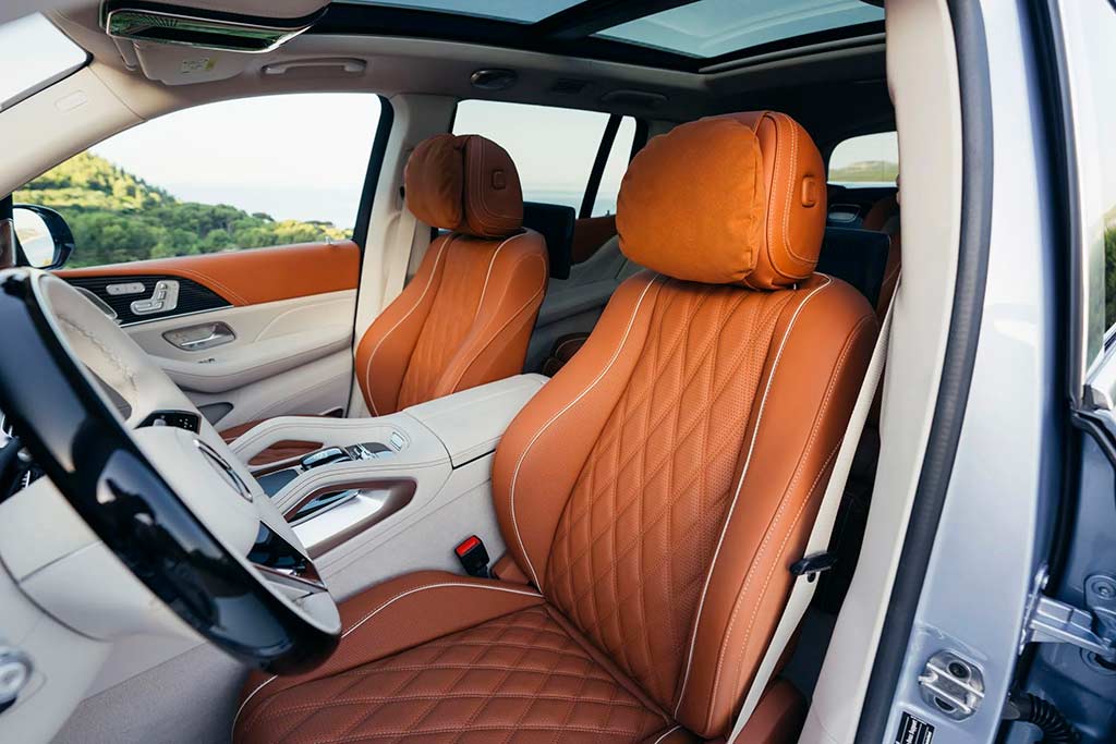 В гамме обновленного Mercedes GLS появилась ультра-роскошная версия Maybach GLS 680