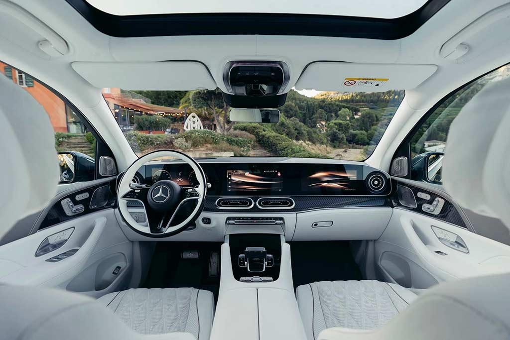 В гамме обновленного Mercedes GLS появилась ультра-роскошная версия Maybach GLS 680
