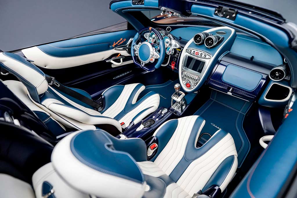 Pagani Huayra 70 Derecho