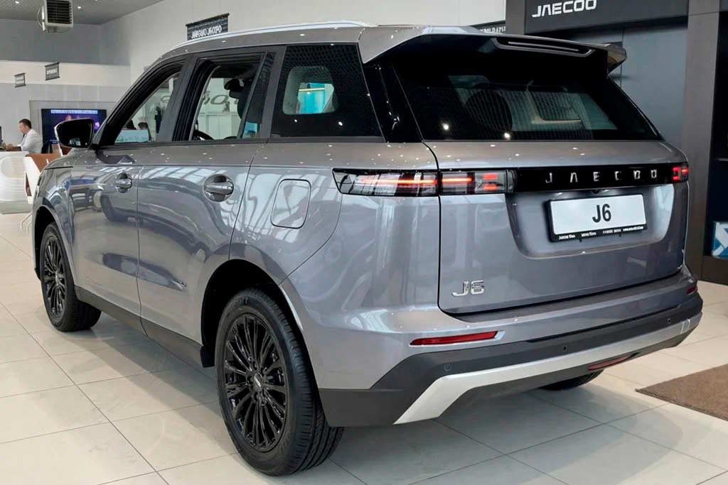 Jaecoo J6 серого цвета