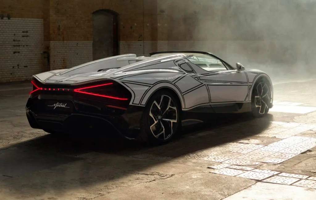 Bugatti Mistral Blanc Eternel