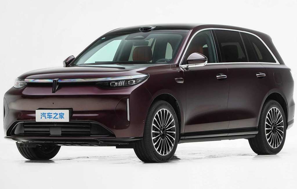 Wey V8X: в Китае дебютировал «младший» брат флагманского кроссовера Wey V9X