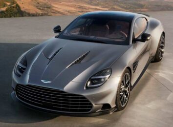 Aston Martin Vanquish 25