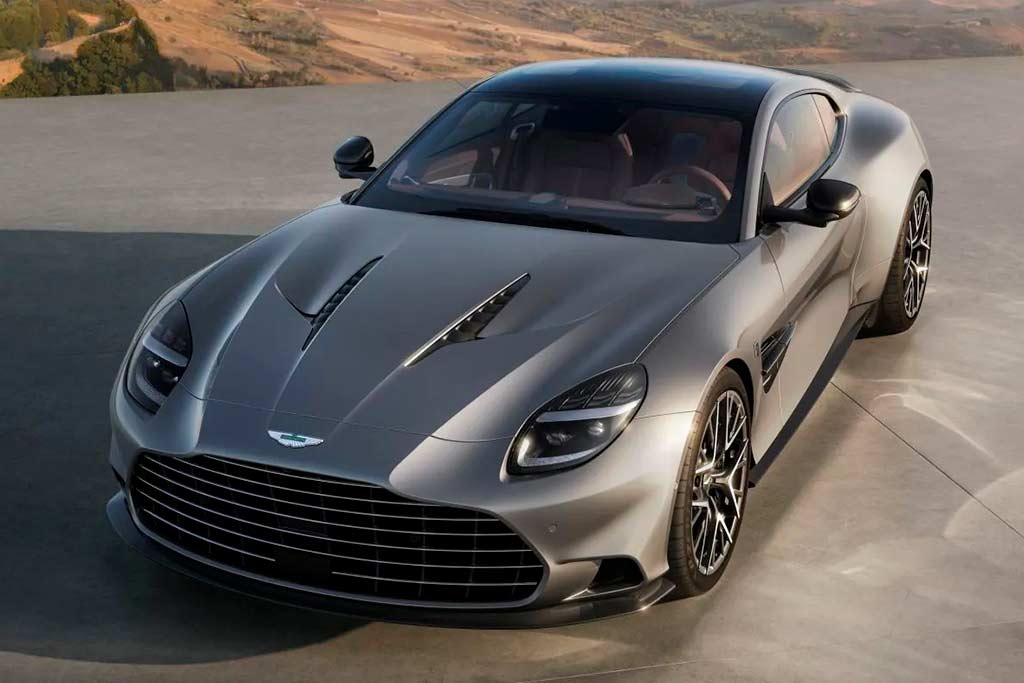 Aston Martin Vanquish 25