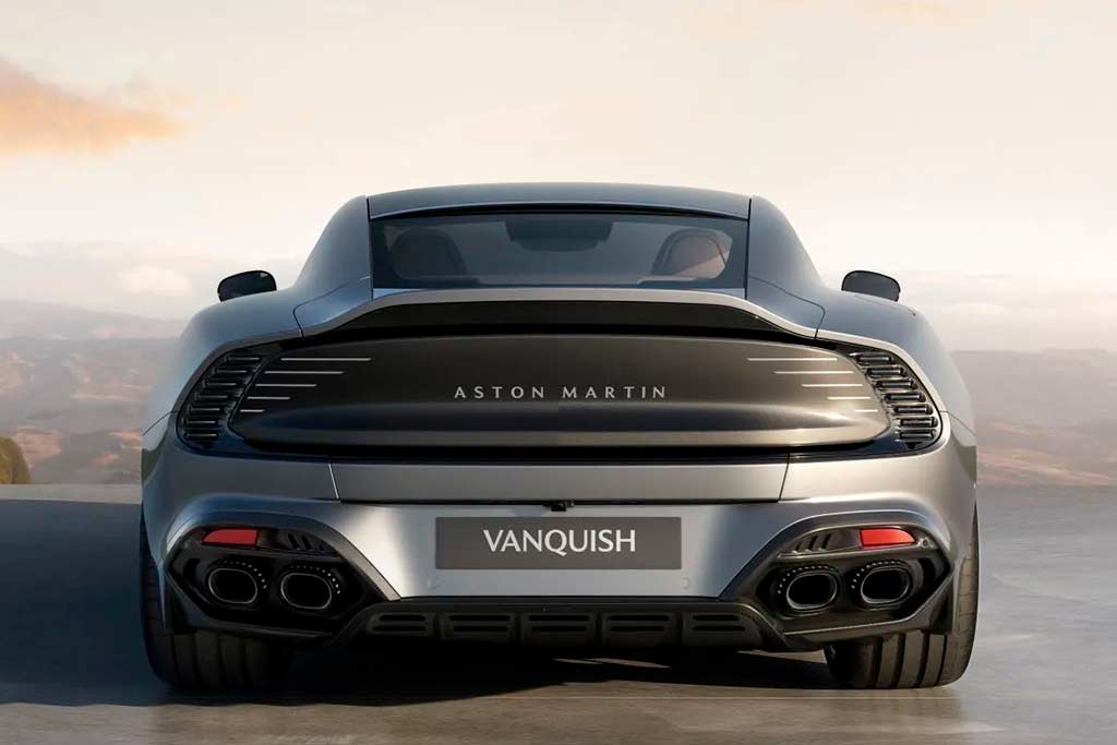 Aston Martin Vanquish 25