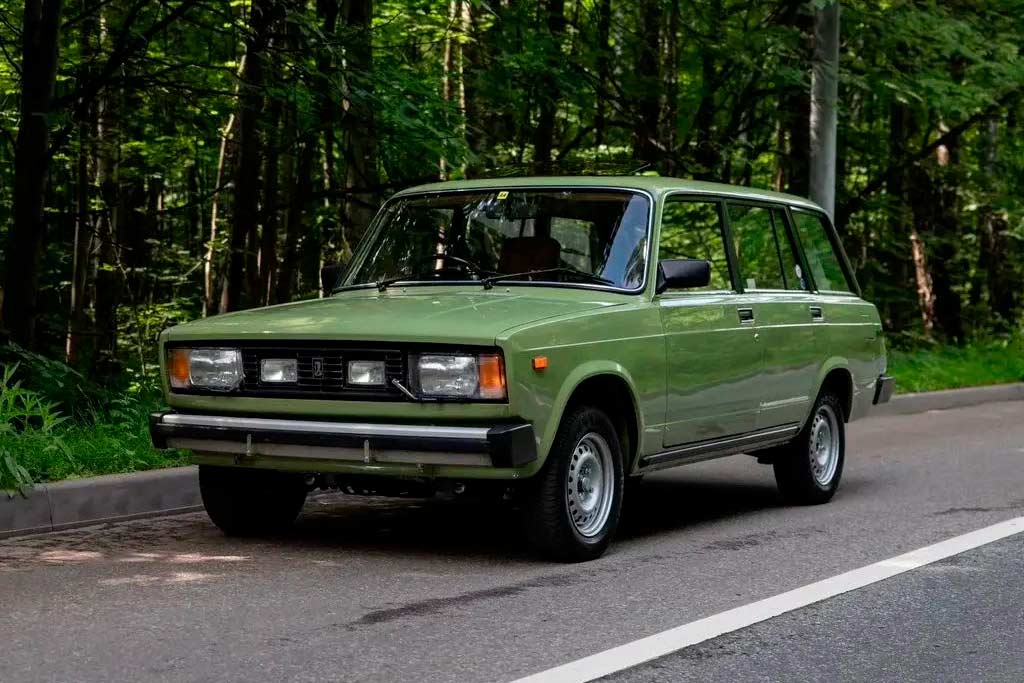 ВАЗ-21046 1988 года