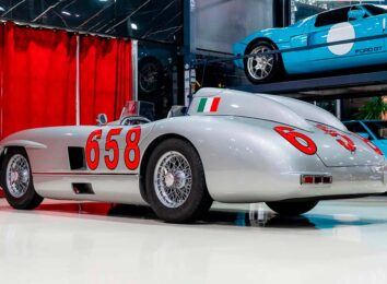 Реплика Mercedes-Benz 300 SLR 1955 года