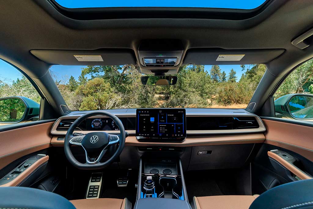 В Штатах представлен обновленный купеобразный кроссовер Volkswagen Atlas Cross Sport