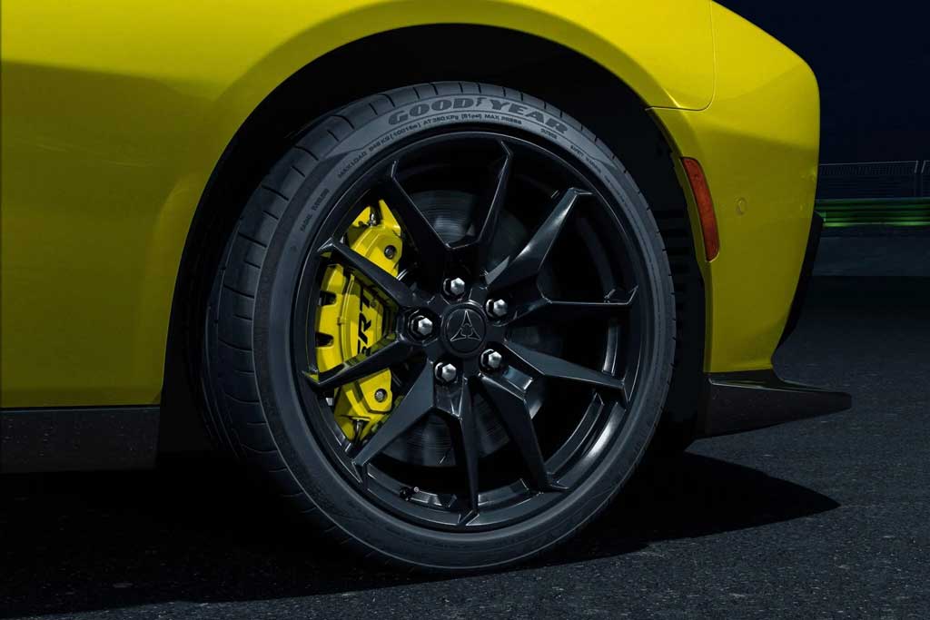 Charger Super Bee Launch Edition 2027