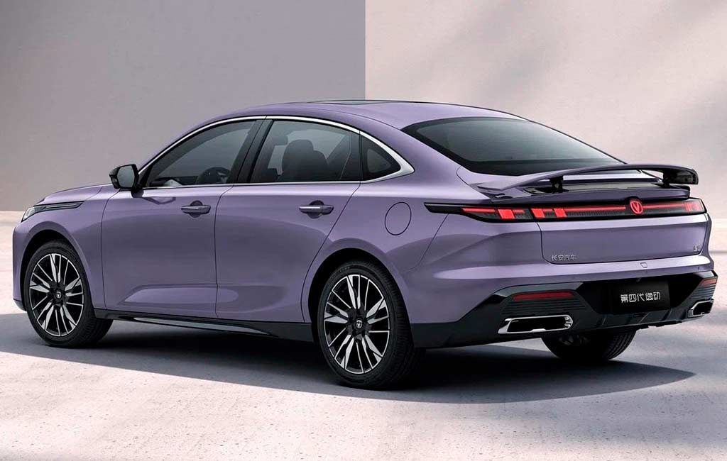 Changan Eado Max