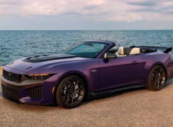 Ford Mustang Dark Horse SC Convertible