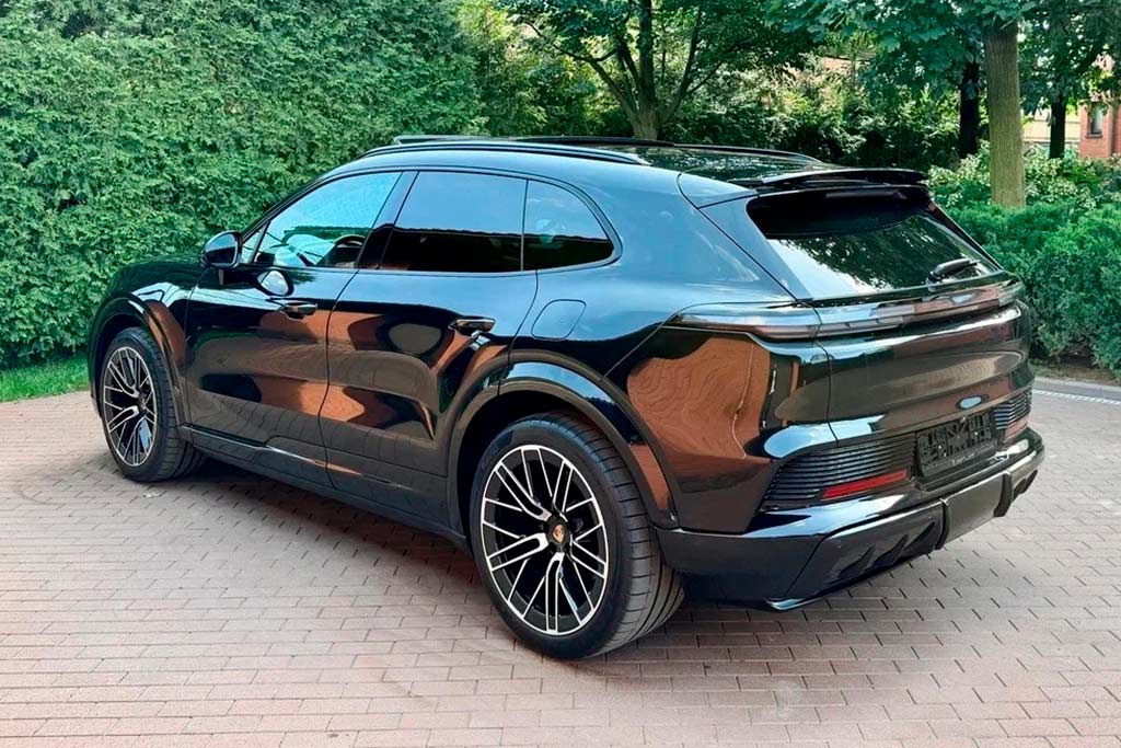 Porsche Cayenne Electric 2026 года