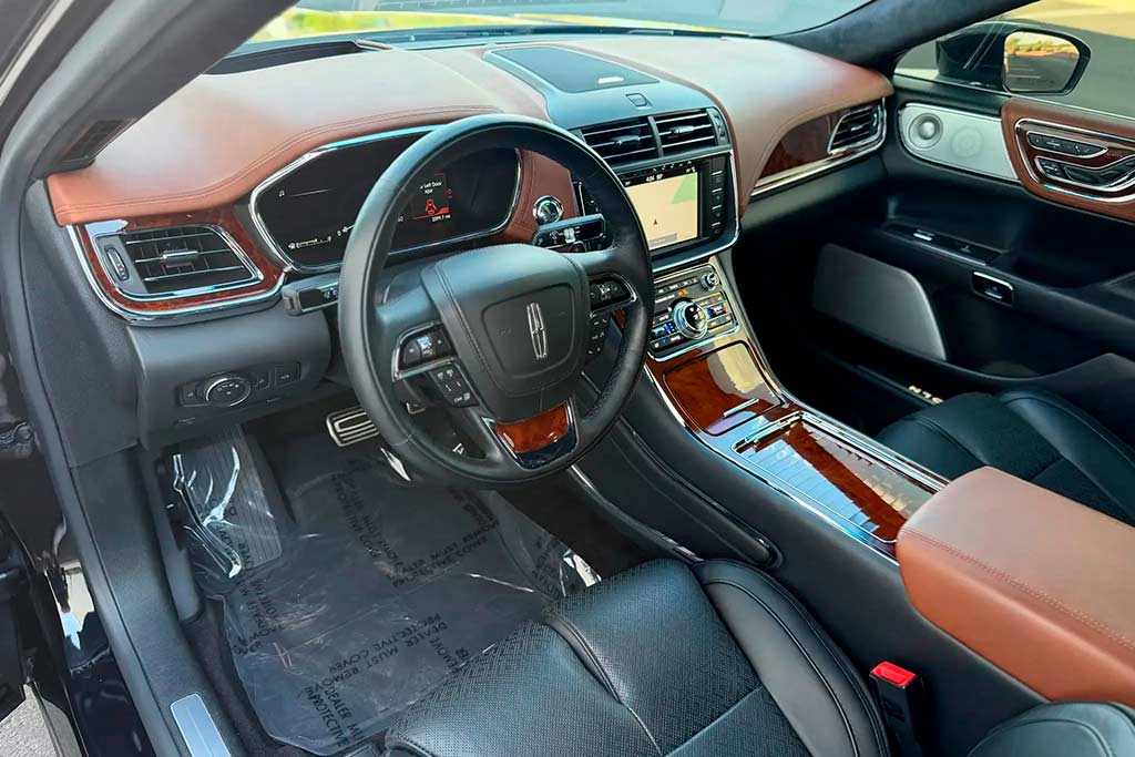 Lincoln Continental 80th Anniversary Coach Door Edition