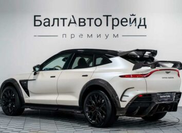Aston Martin DBX 2021 года от Mansory