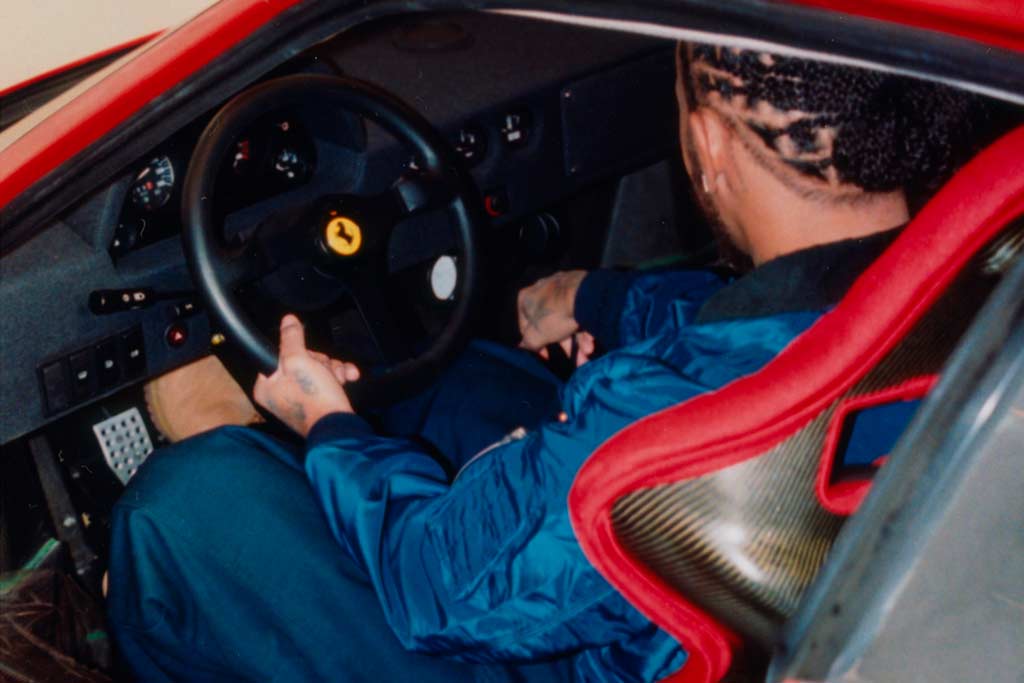 Ferrari F40 Льюиса Хэмилтона
