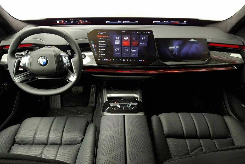 BMW 7 (G70) рестайлинг