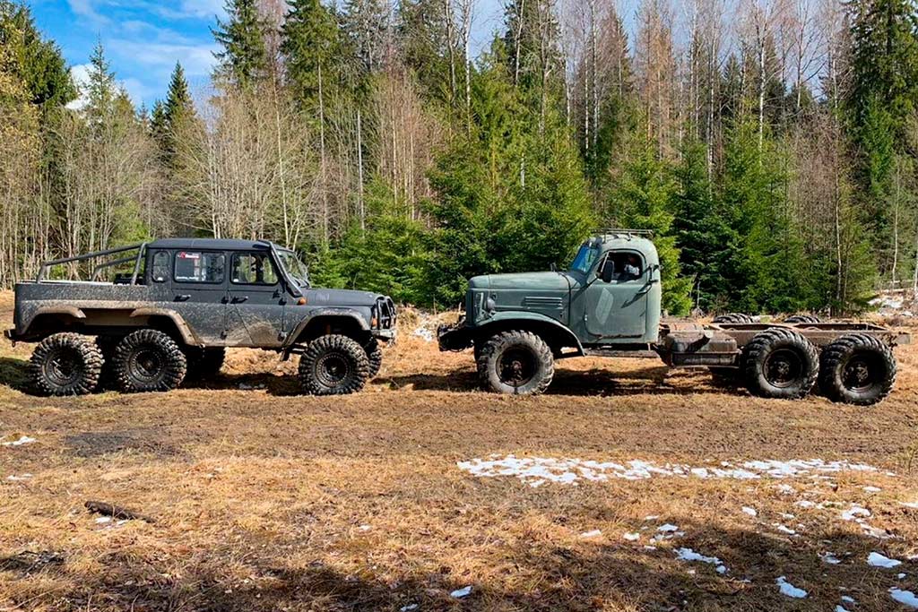 UAZ Hunter 6x6