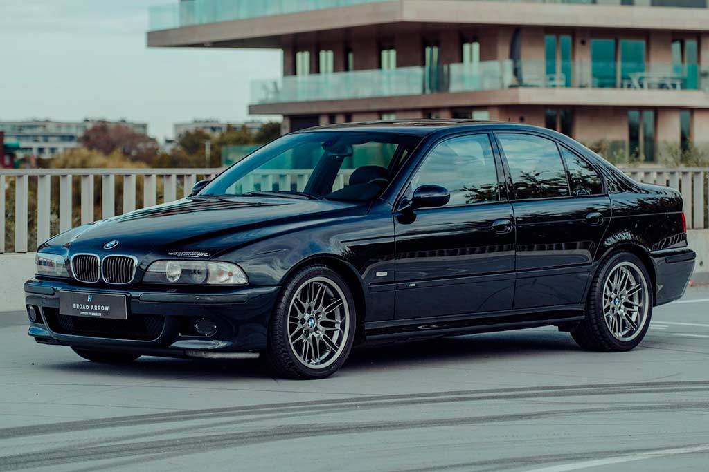 BMW M5 (E39) с двигателем W10 от VW