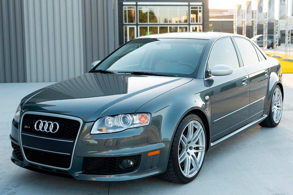 Audi RS4 2008