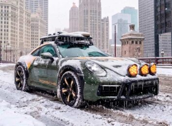 Porsche 911 Carrera 4 "Urban Safari"