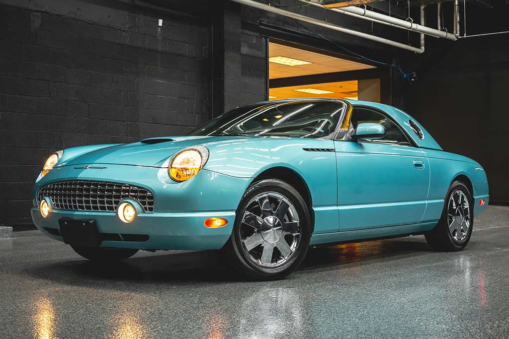 Ford Thunderbird 2001 года