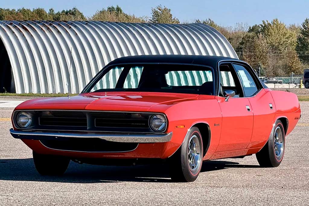 Седан Plymouth Barracudа 1970 года