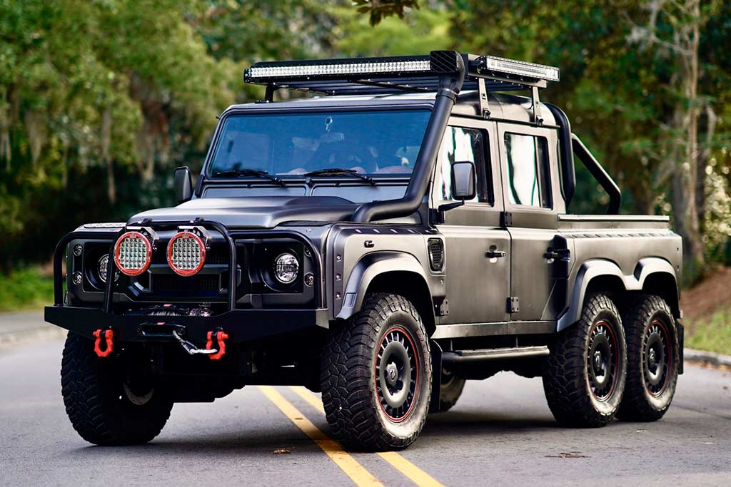 Land Rover Defender "Big Sky"