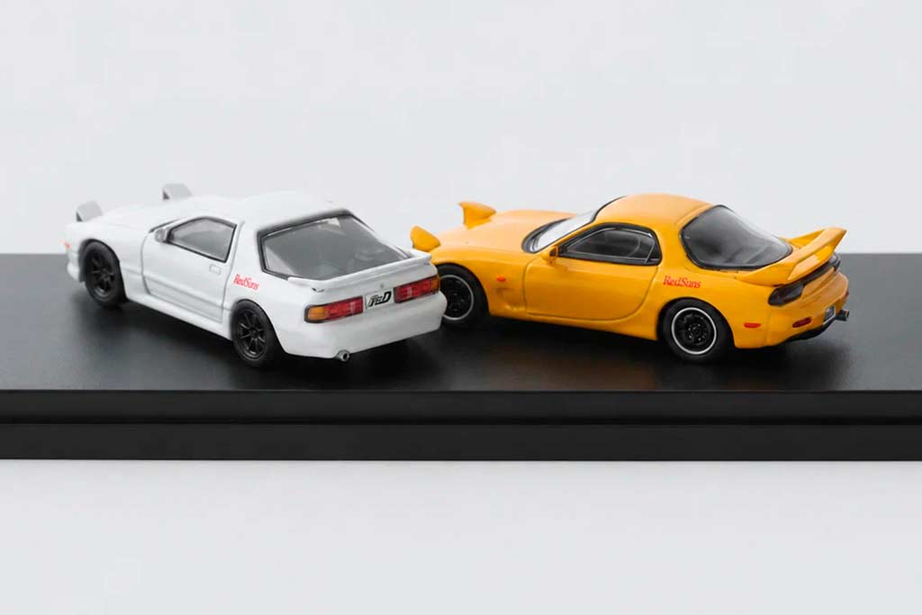 Коллекционные Mazda RX7 из Initial D