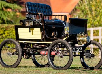 Locomobile Type 1 «Style 1» Spindle-Seat Runabout 1899 года