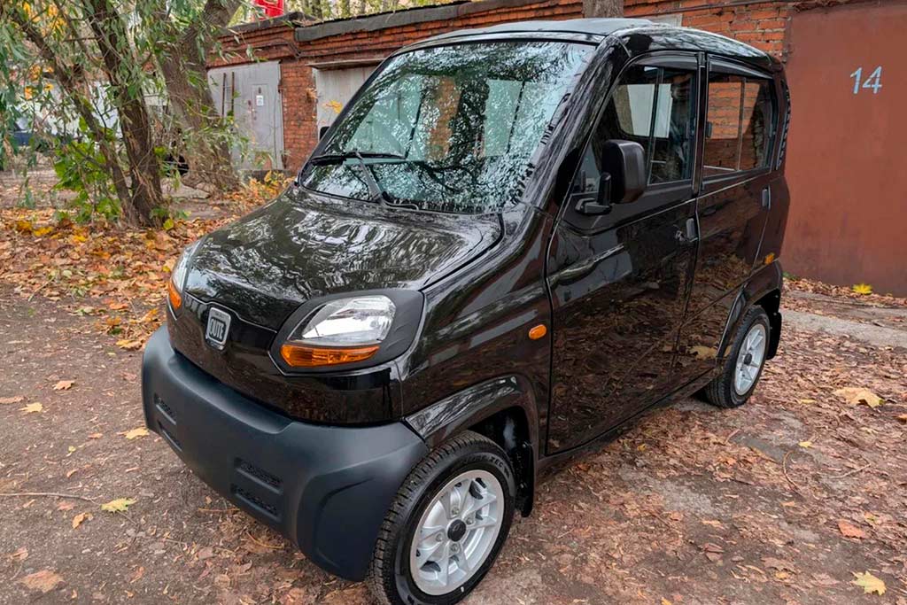 Bajaj Qute