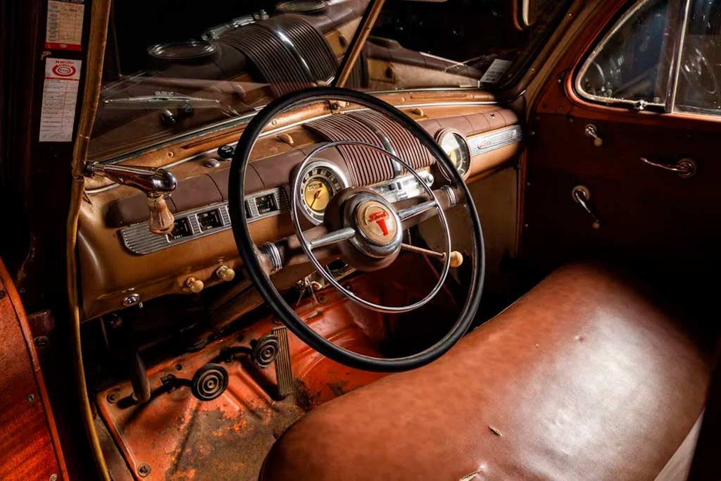 Ford Super Deluxe Station Wagon 1946 года